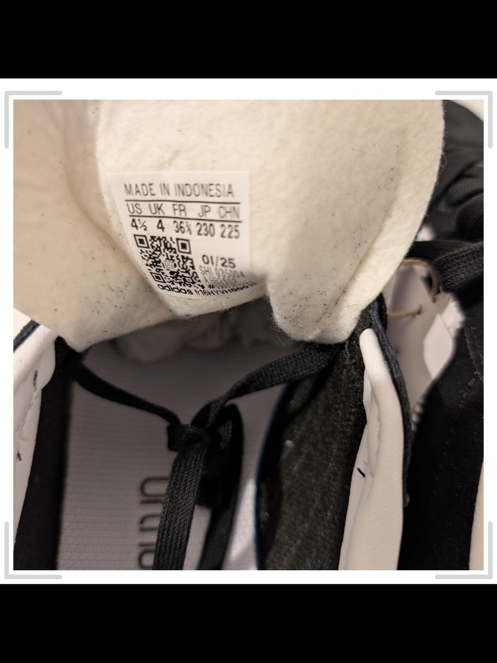 adidas Womens Black & White Classic Sneaker - Picture 4 of 9